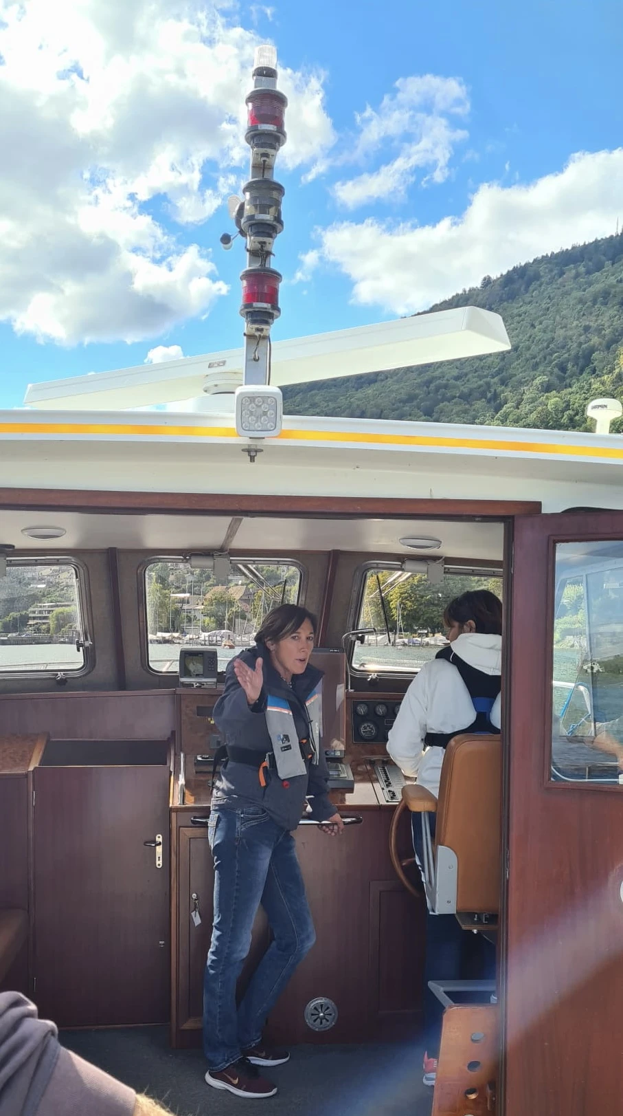 bootsfahrlehrerin-thunersee03.jpg