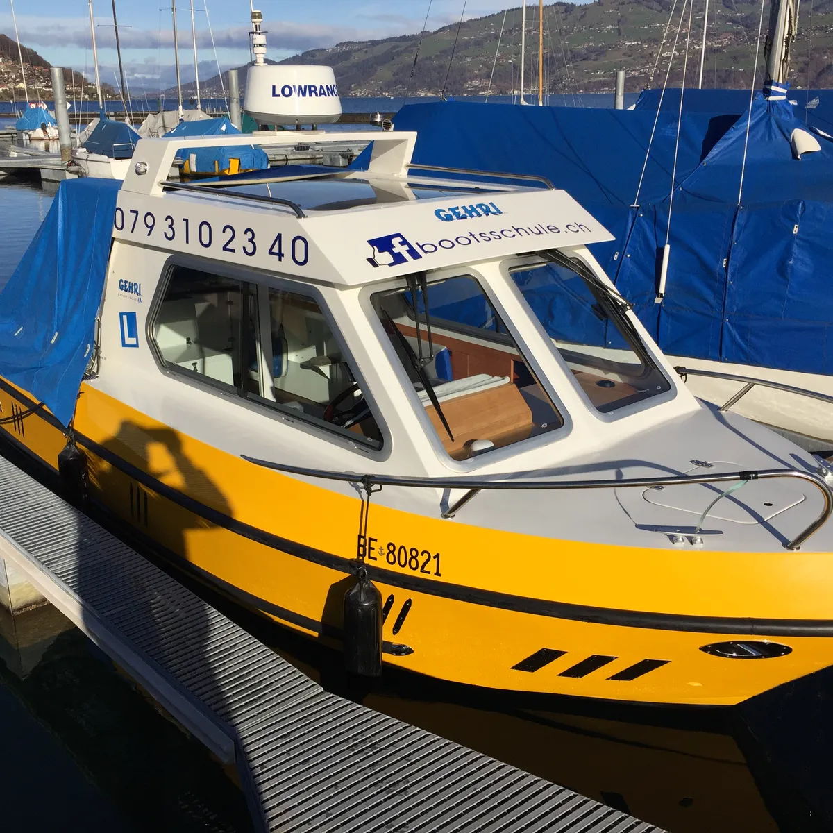 Einwasserung und Er&ouml;ffnung der Saison 2016 f&uuml;r Bootsunterricht