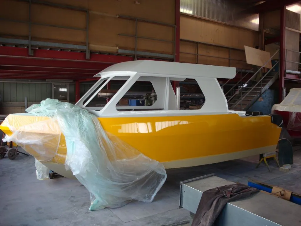 Neues Fahrschulschiff im Bau f&uuml;r Gehri Bootsschule Thunersee
